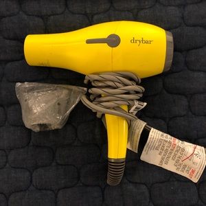 GREAT DEAL! Drybar Buttercup Blowdryer with Brand New Attachment!